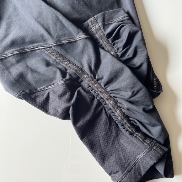 Lululemon Sz 4 Yoga Running Crop Legging Pant Capri black orange Waist - Picture 4 of 9